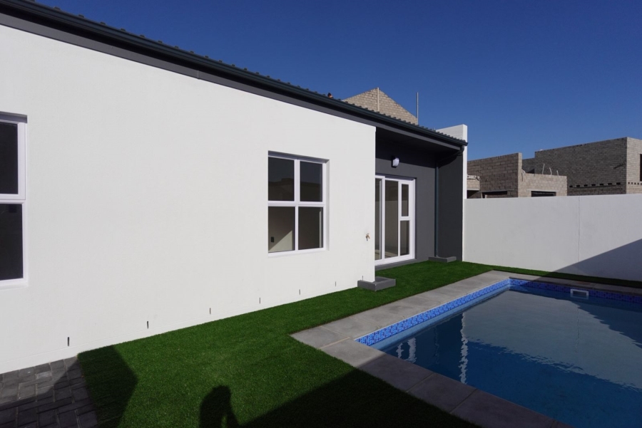 3 Bedroom Property for Sale in Sandown Western Cape